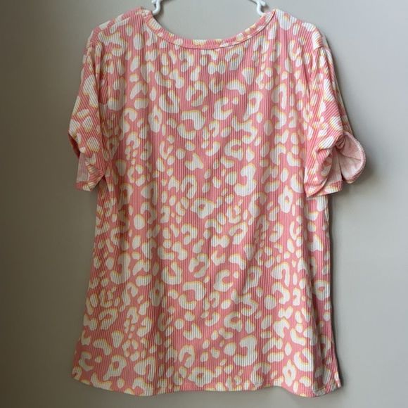 Adora Pink Cheetah Print Loose Fitting T-Shirt - Picture 6 of 7